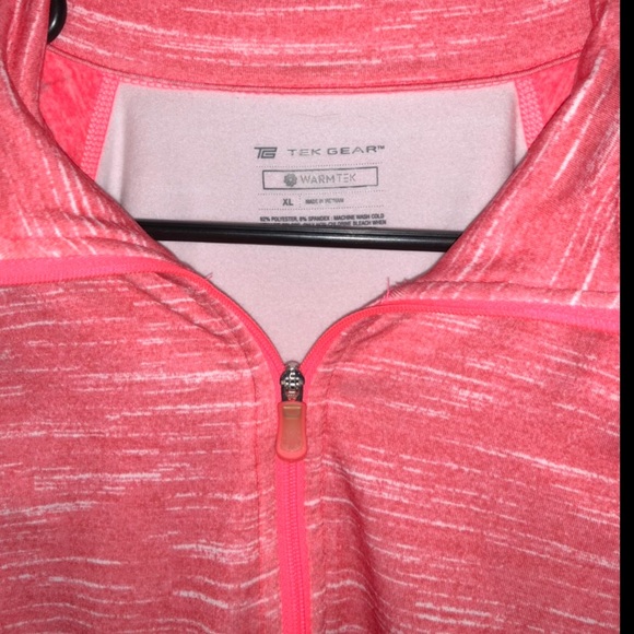 Workout pull over - Picture 2 of 2